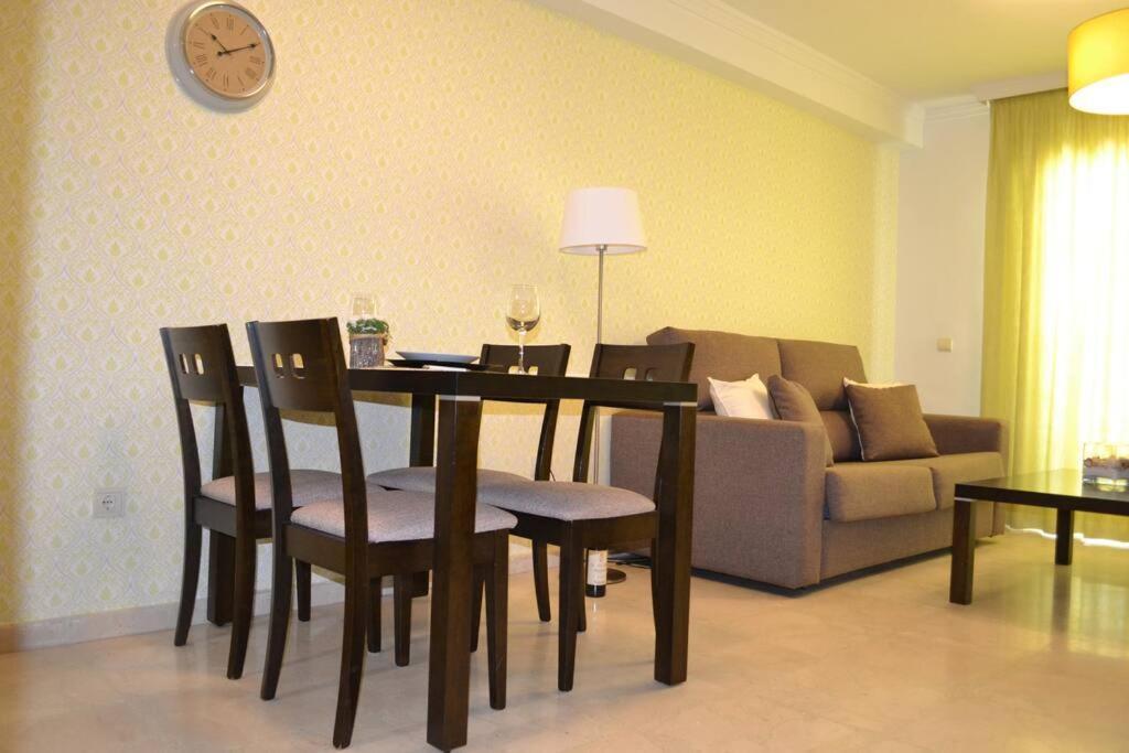 Precioso Apartamento En Primera Linea De Playa En Caleta De Velez Luaran gambar