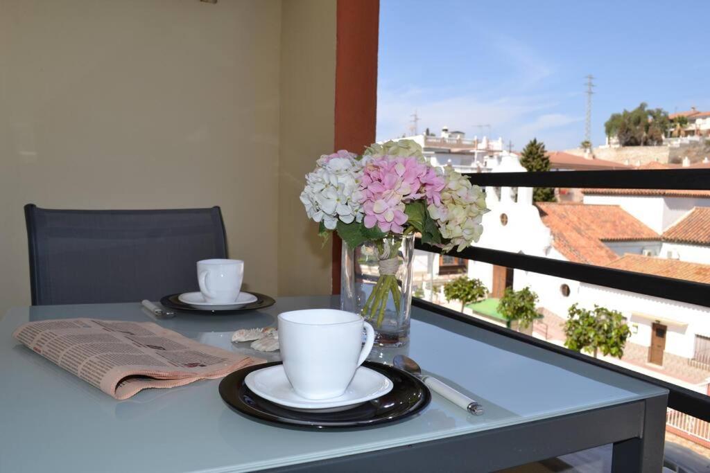 Precioso Apartamento En Primera Linea De Playa En Caleta De Velez Luaran gambar
